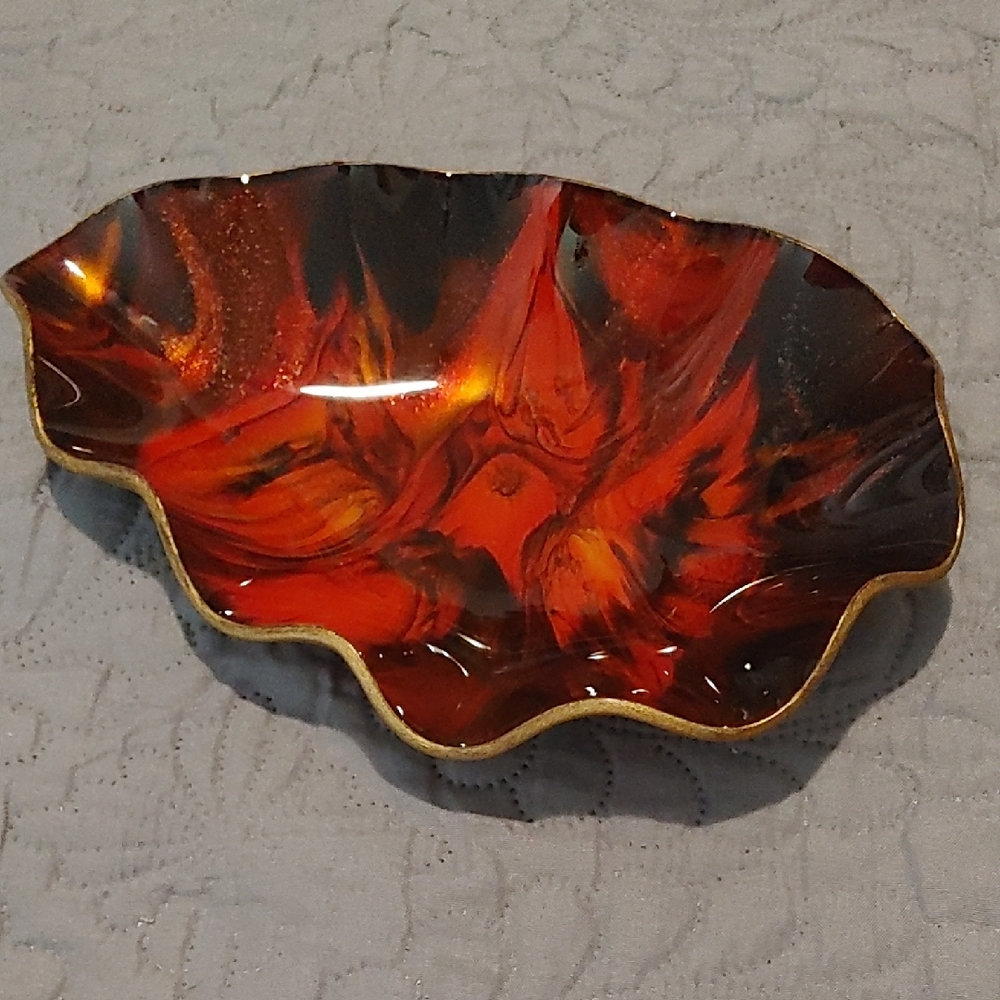 Fiery Red and Black Seetusee Bowl